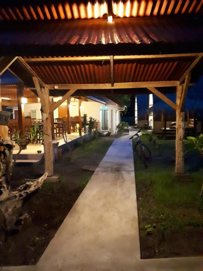 Hotel Coco Bale Gili Meno Esterno foto